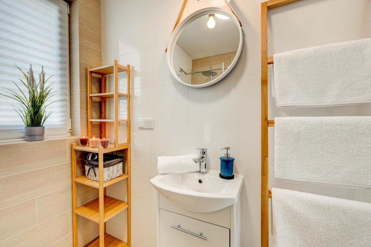 Apartamenty Na Fali - Morski , Blekity , Marynarski Pobierowo Exterior foto